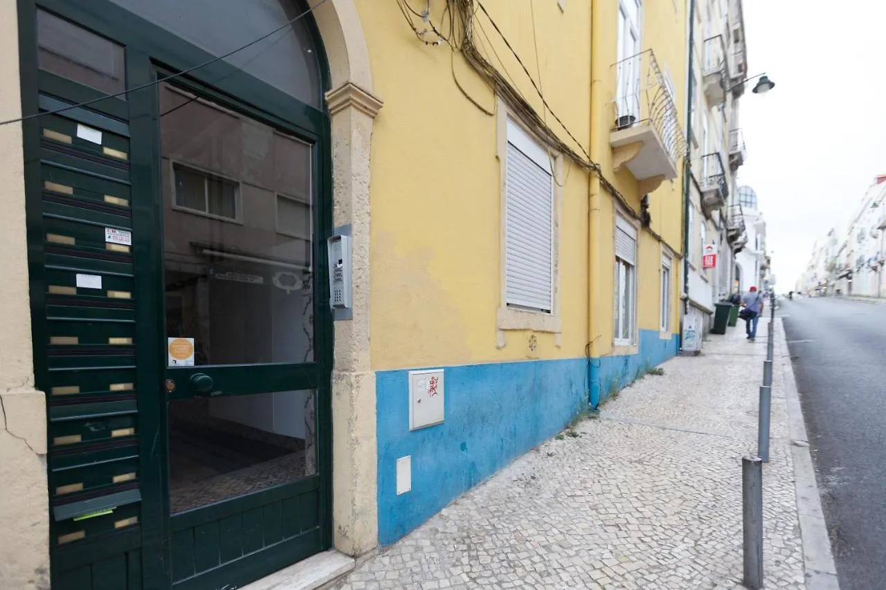 Flh Alameda Guest House Lisboa Portugal